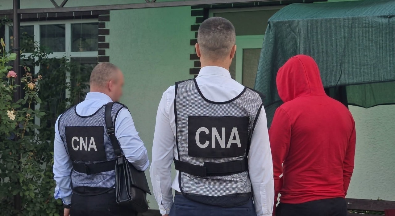  3,5 тыс евро за водительские права: житель Кагула задержан по подозрению в торговле влиянием
