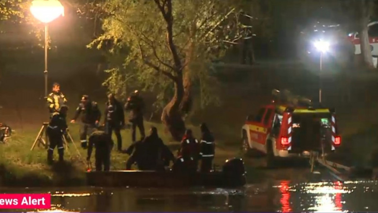 Румыния: Перегруженная лодка опрокинулась в реке Муреш. Один несовершеннолетний погиб, четверо пропали без вести