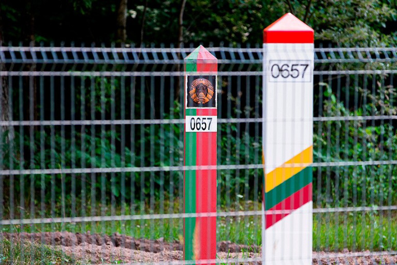 Литва закрыла на неопределенный срок границу с Беларусью из-за воздушных шаров