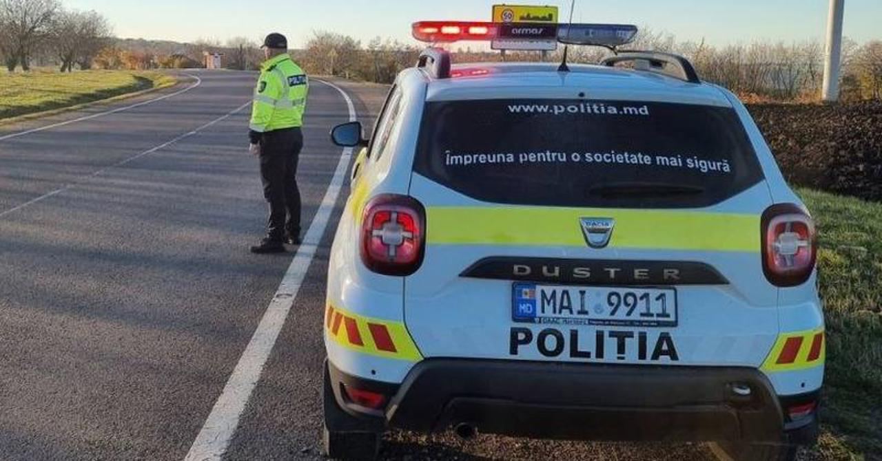 În weekendul trecut, 52 de conducători auto, printre care un președinte de raion, au fost prinși băuți la volan