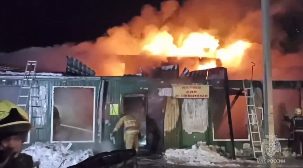 A nursing home burned down in Russia. At least 20 people died