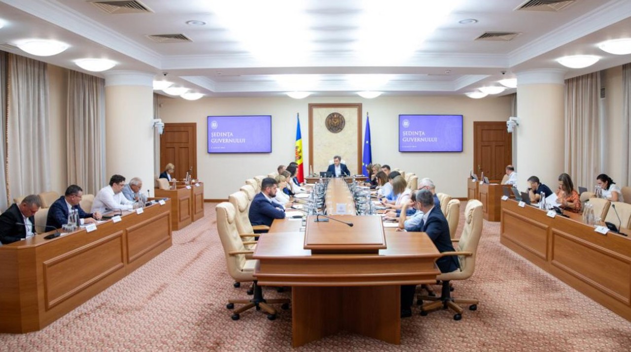 Guvernul schimbă modul de acordare a plăților sociale: accent pe digitalizare și echitate