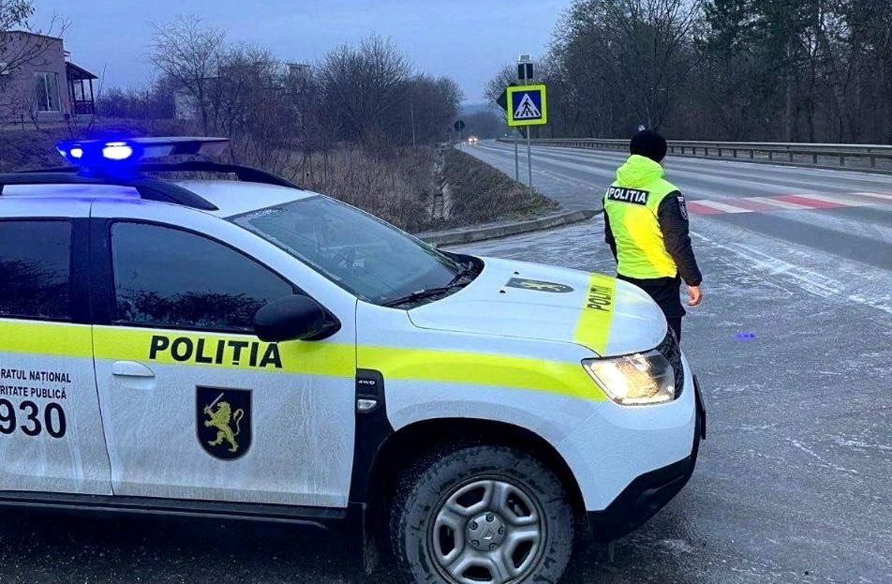 Șapte accidente rutiere pe drumurile din țară. Doi oameni au decedat