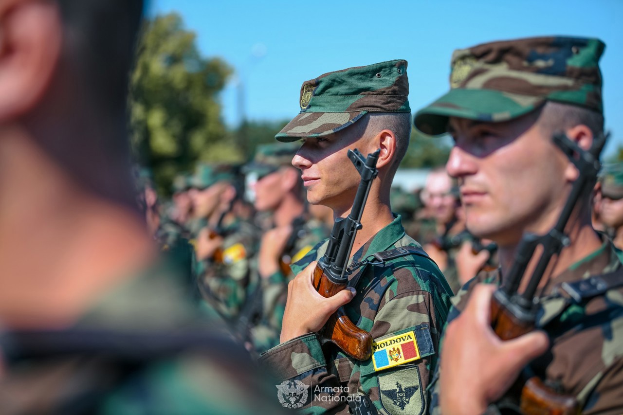 Armata Națională a R. Moldova împlinește 35 de ani. Ministrul Anatolie Nosatîi: „Misiunea noastră rămâne aceeași - să protejăm pacea”