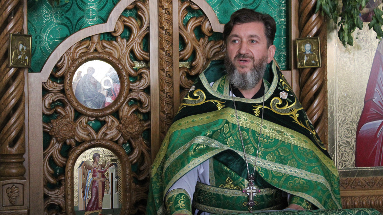 Prorectorul Academiei de Teologie din Chișinău a trecut de la Mitropolia Moldovei la Mitropolia Basarabiei