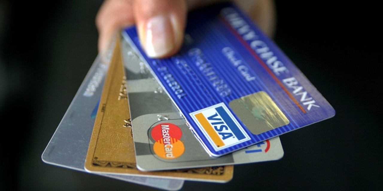 Moldova Ditches Cash: Card Payments Surge