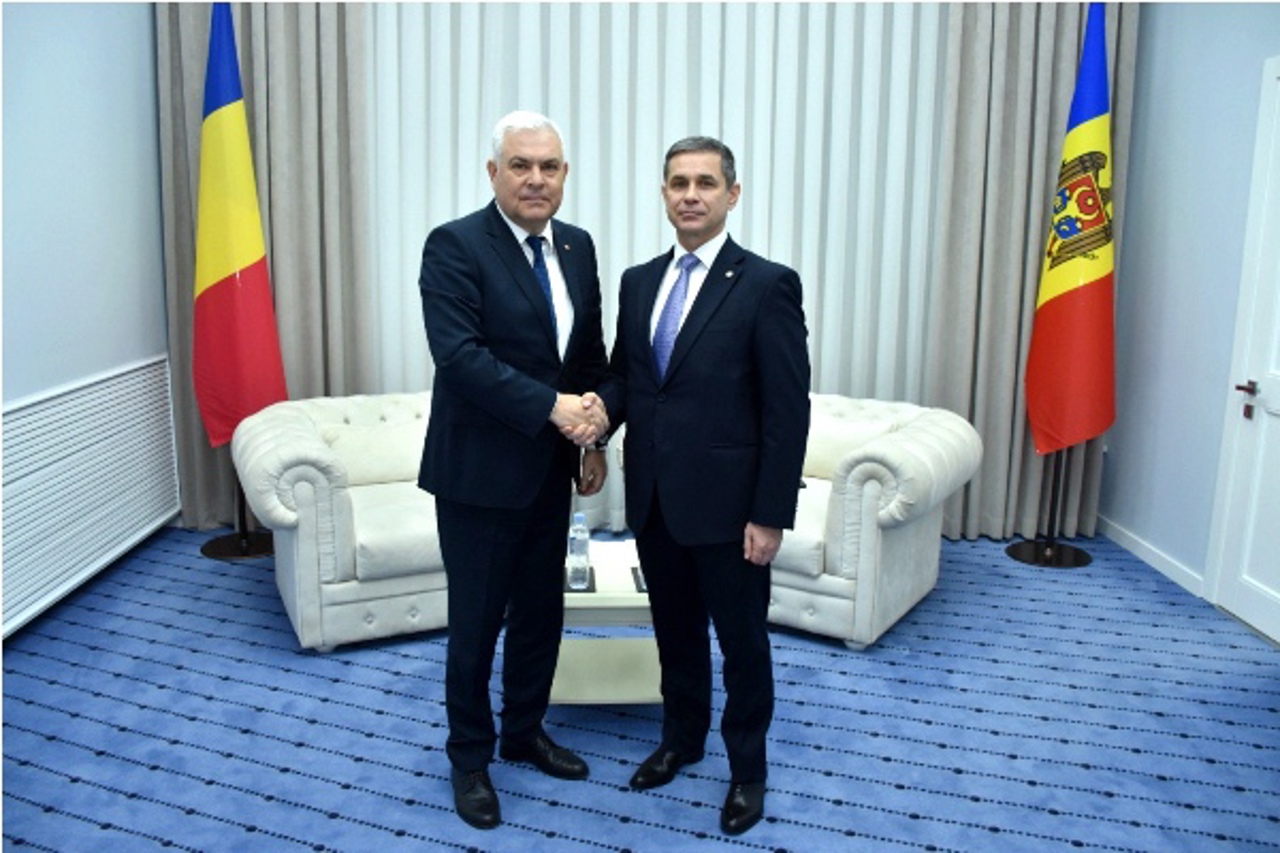 Romanian Minister of Defense about the military cooperation with the Republic of Moldova: "We respect its status of neutrality"