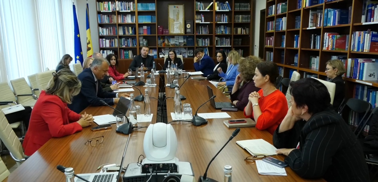 UE pregătește schimbări pentru noii membri: Măsurile de salvgardare nu vor fi aplicate automat, afirmă Cristina Gherasimov