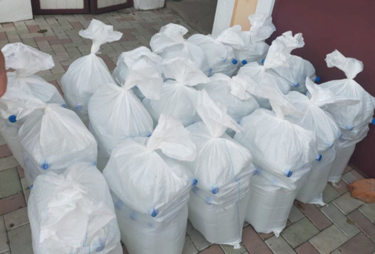 În raionul Drochia a fost deconspirată o rețea de contrafacere și comercializare a alcoolului și țigărilor 