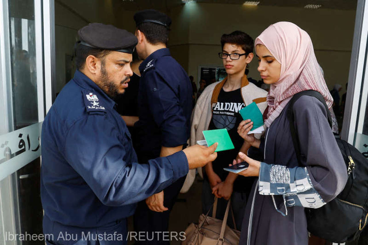  Israelul anunță returnarea muncitorilor și întreruperea oricărui contact cu Fâșia Gaza