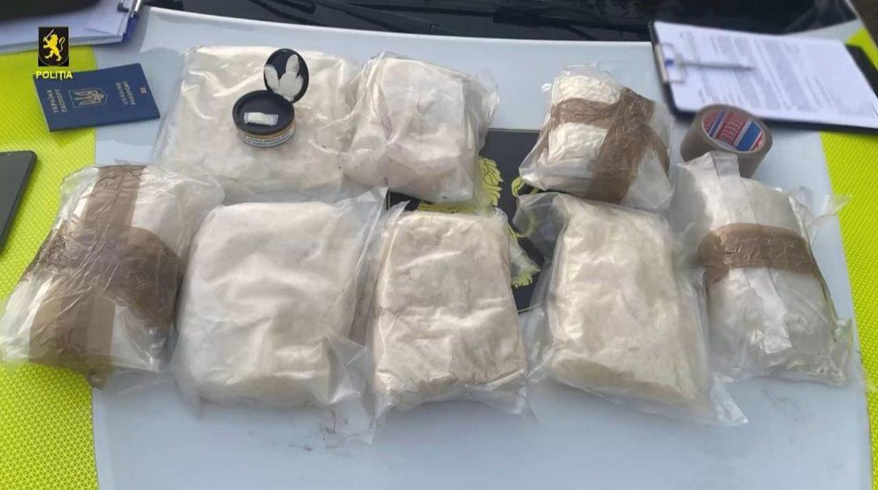 Captură de droguri în valoare de șase milioane de lei. Patru persoane riscă până la 15 ani de închisoare