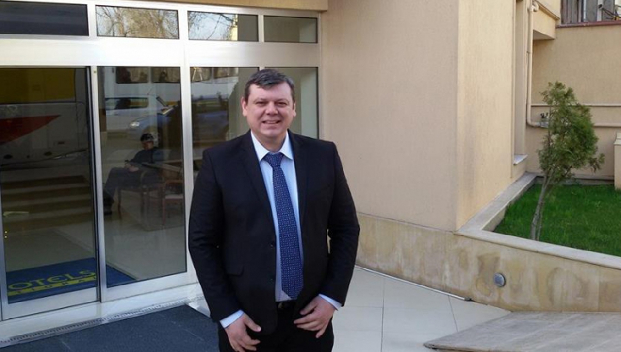 Comentatorul politic Roman Mihăeș este candidatul PNL la funcția de primar al capitalei