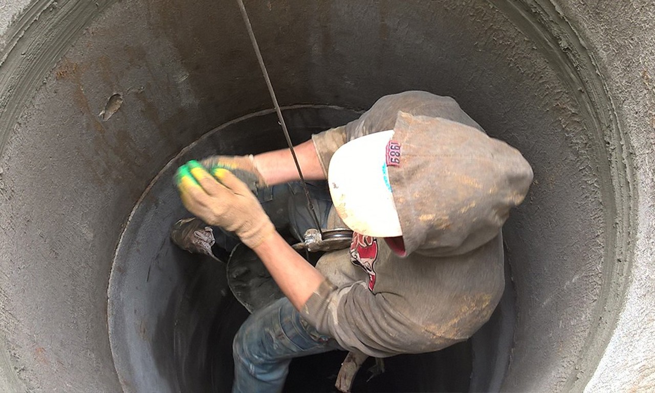 Curățarea fântânilor nu garantează apă sigură: „Boala albastră” care ucide anual bebeluși în R. Moldova