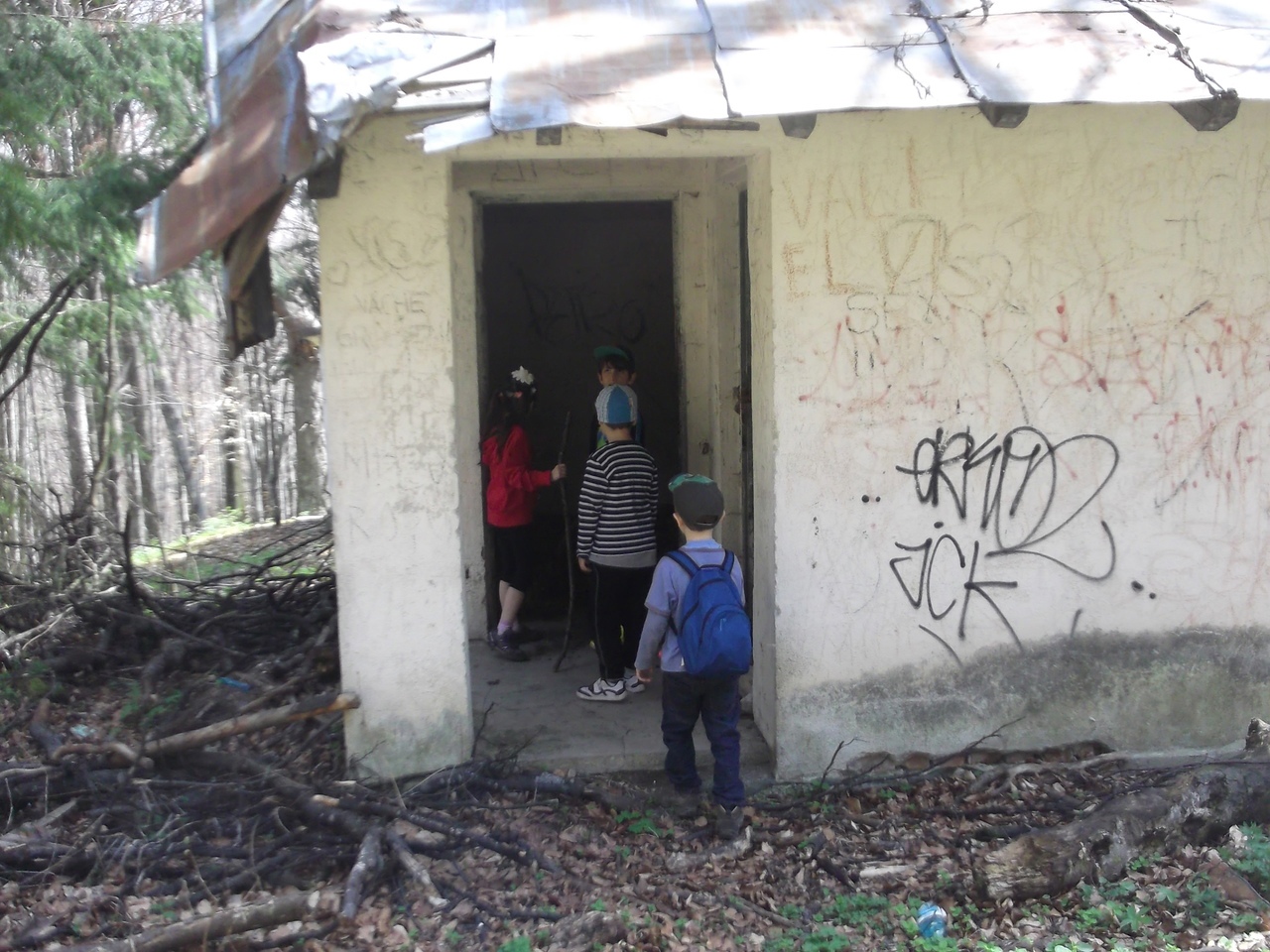 Taxe triple pentru proprietățile lăsate în paragină la Strășeni