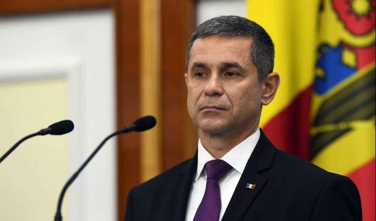 Glock 19 rămâne în dotarea Armatei. Ministrul Apărării, după cazul de la Bălți: „Incident soldat din cauza indisciplinei unui militar”