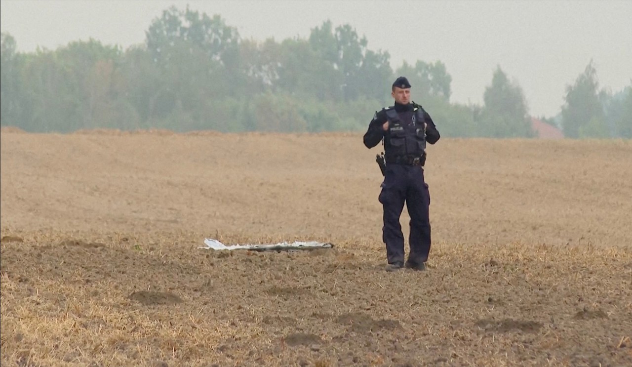 Трамп предположил, что дроны РФ могли попасть в Польшу по ошибке. Туск: Мы тоже хотели бы думать