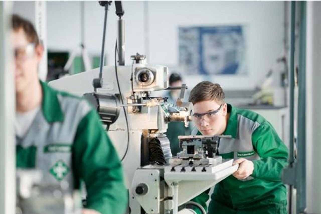 В Молдове началось зачисление в профессиональные школы и колледжи