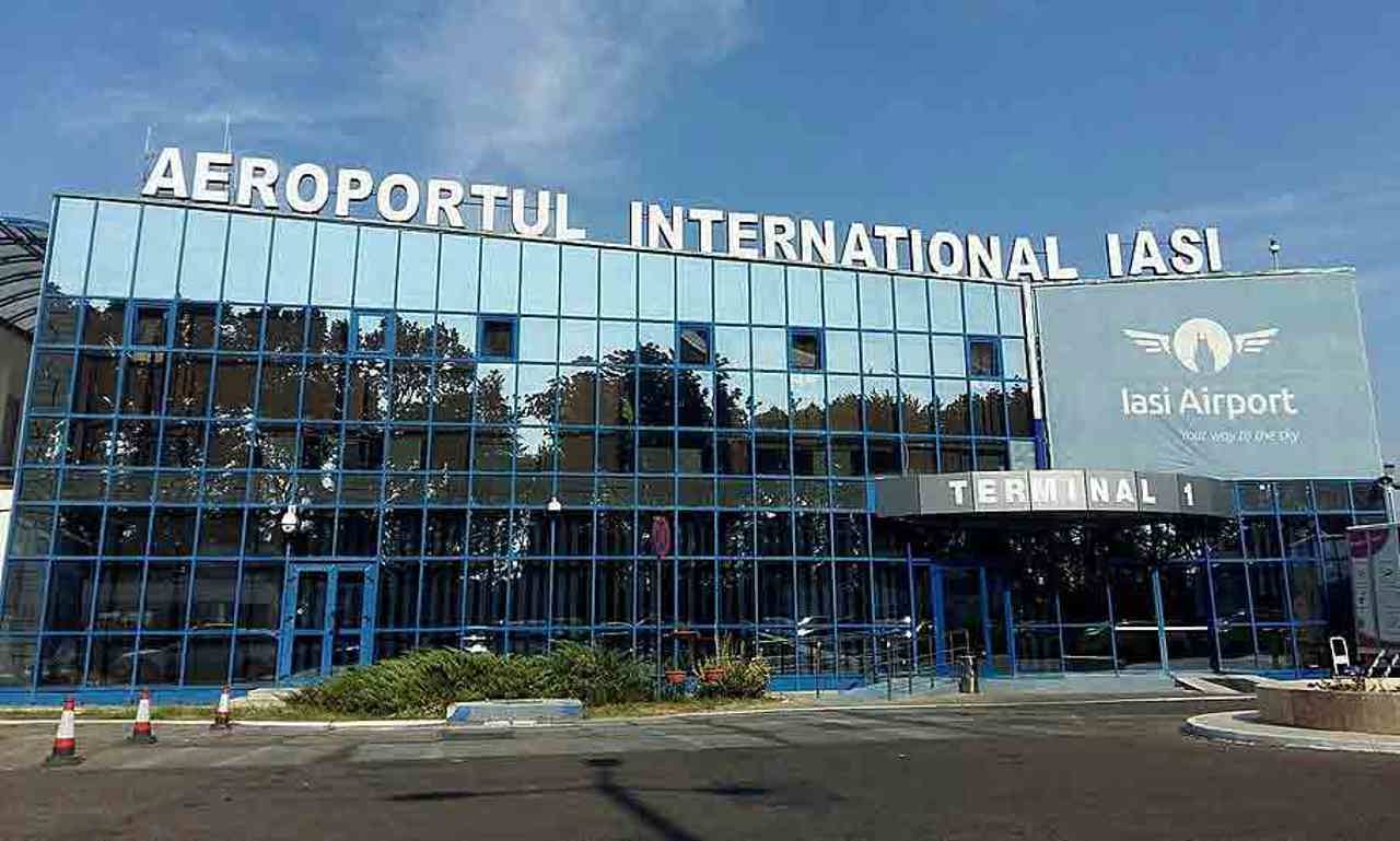 Travelers do not have access to the Iasi Airport by car as of today