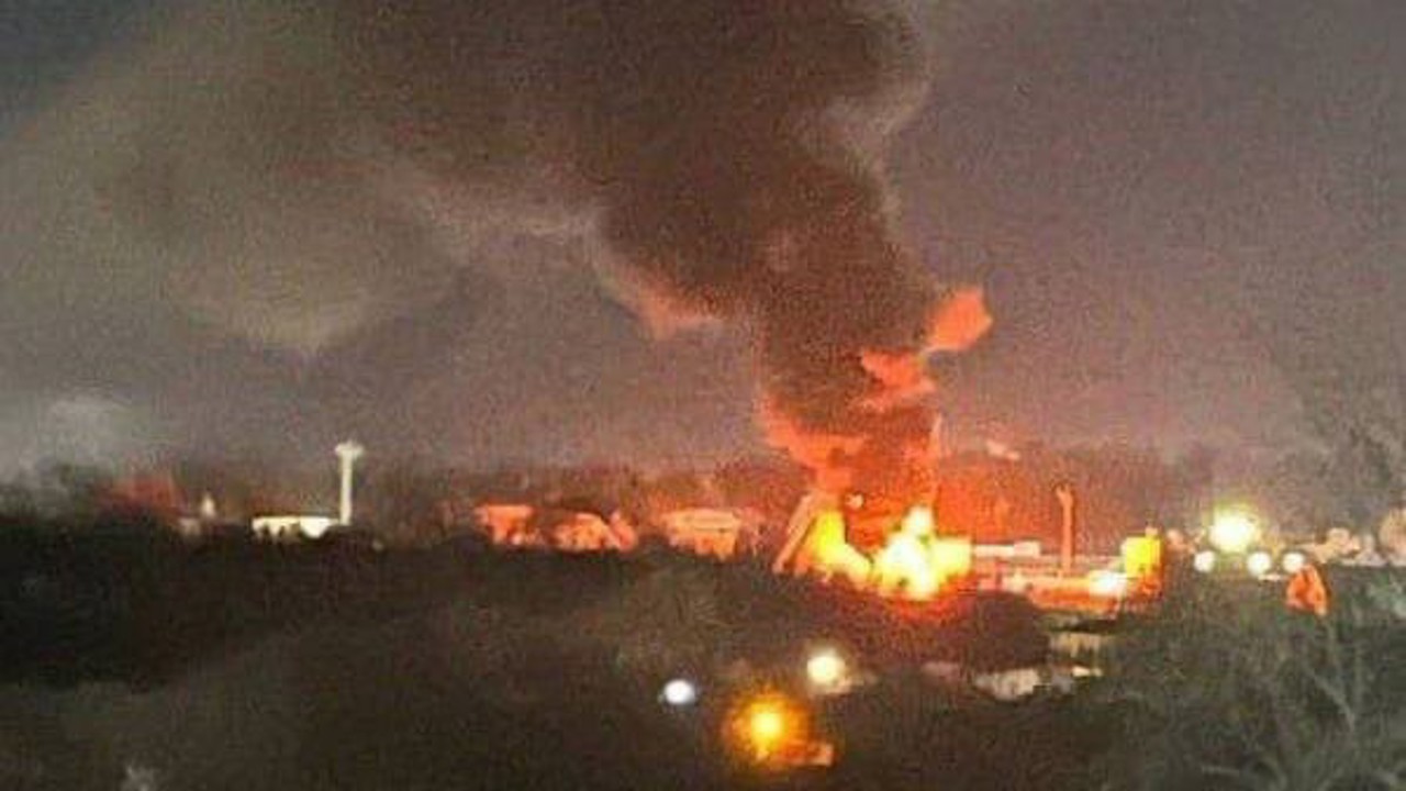 Атаки на регионы России: массированный налёт дронов и сообщения о прорыве госграницы