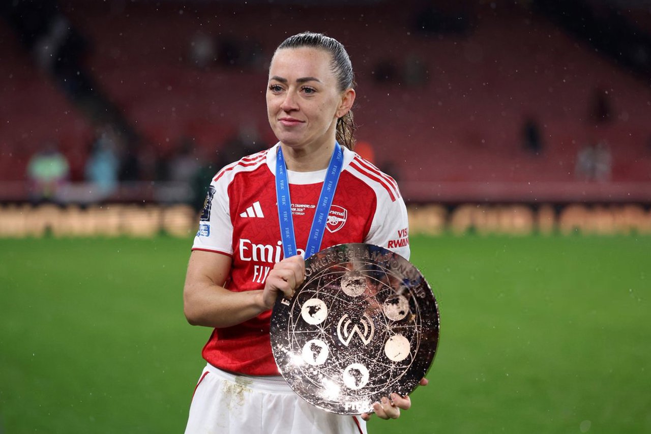 Un nou trofeu în fotbalul feminin internațional 