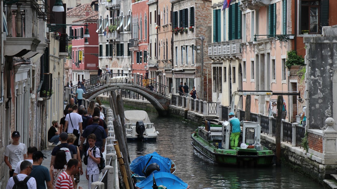 В Венеции с 25 апреля вводят плату за однодневное посещение города