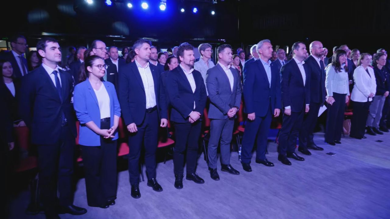 „Construim Moldova”: 19 proiecte finanțate prin Planul de Creștere al UE care „vor face viața moldovenilor mai bună”, prezentate de Guvern