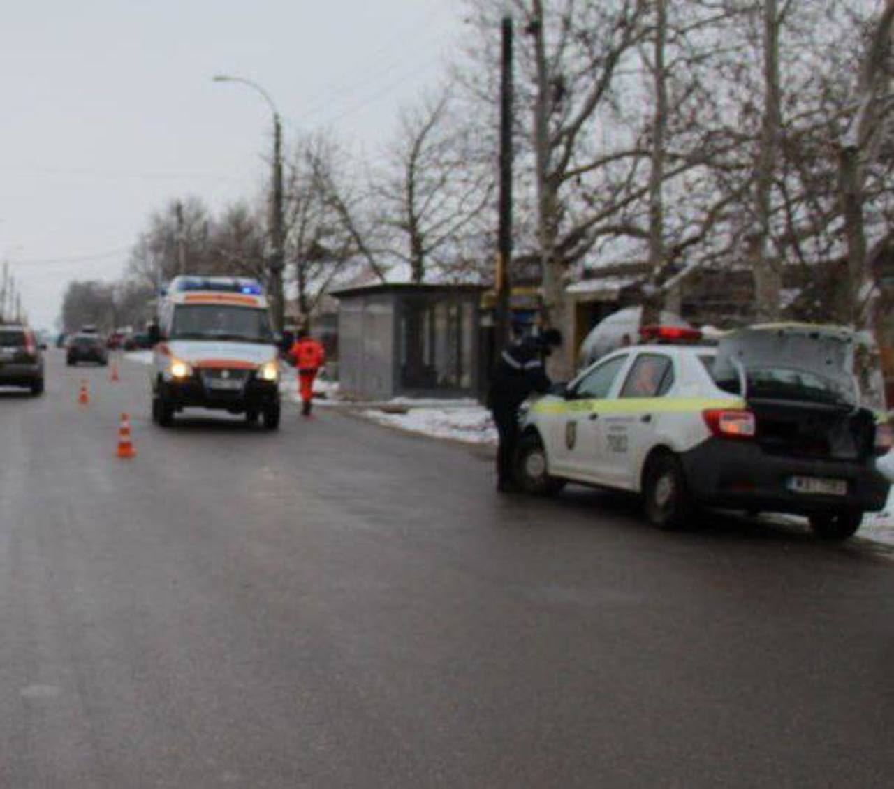 Accident la Basarabeasca | Un copil de nouă ani a fost lovit de o ambulanță