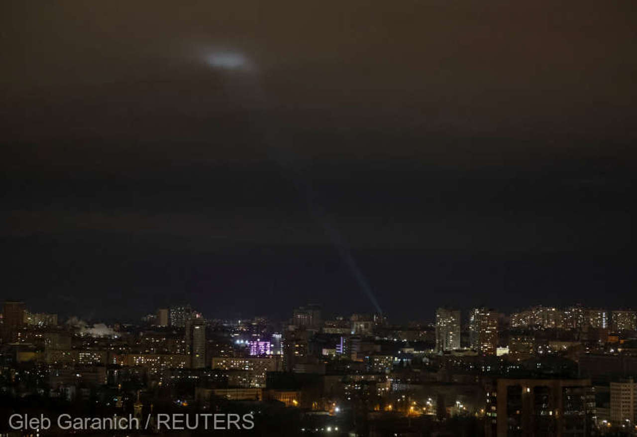 Grenade explosion in Kyiv apartment kills 2 