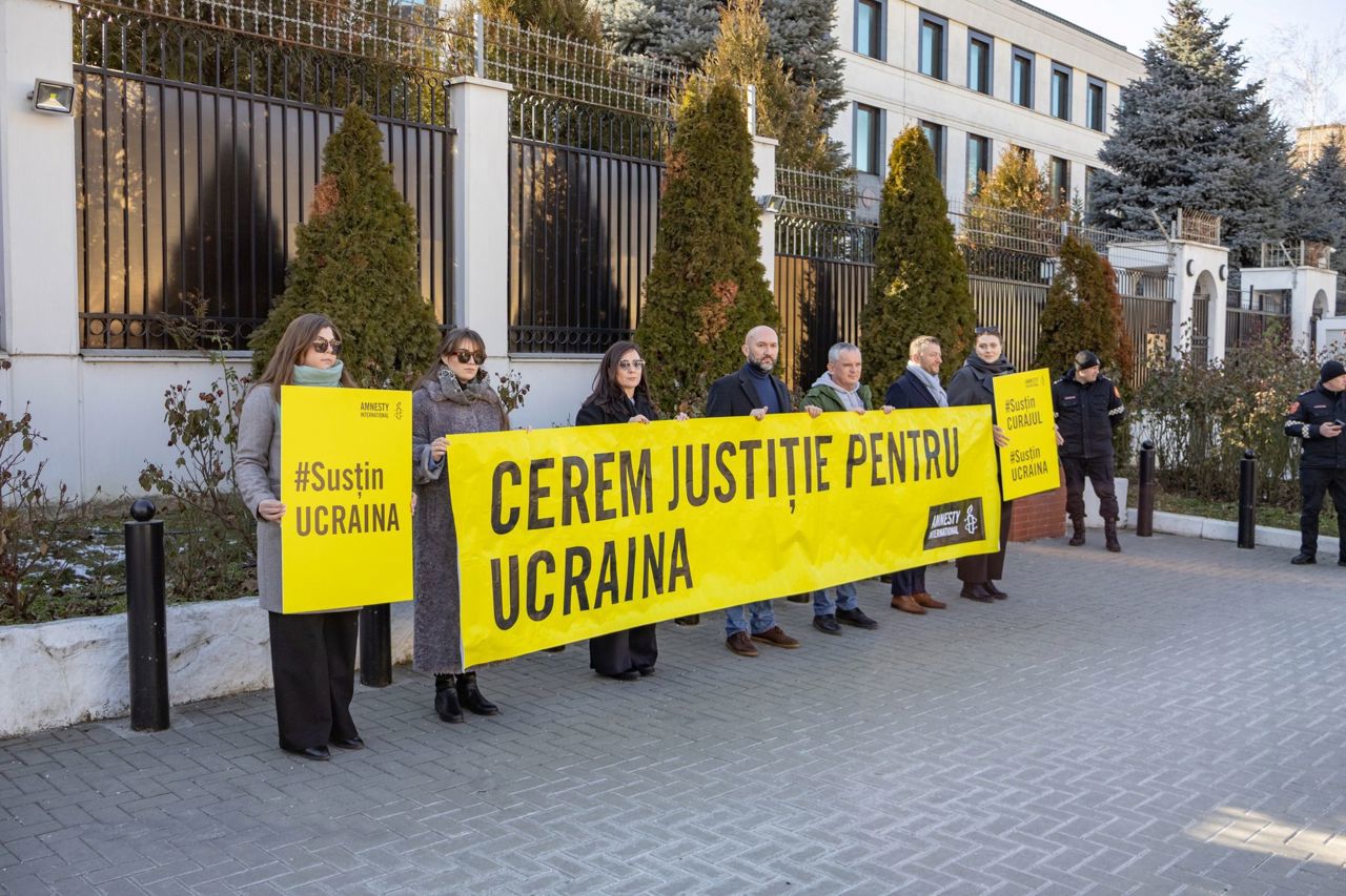 Amnesty International организует флешмоб к годовщине вторжения России в Украину