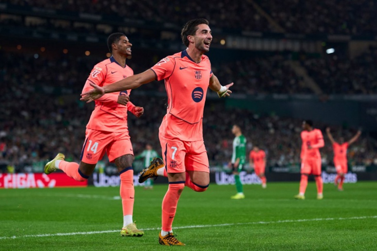 Meci spectaculos în La Liga: FC Barcelona a învins cu 5:3 în deplasare pe Real Betis Sevilla 