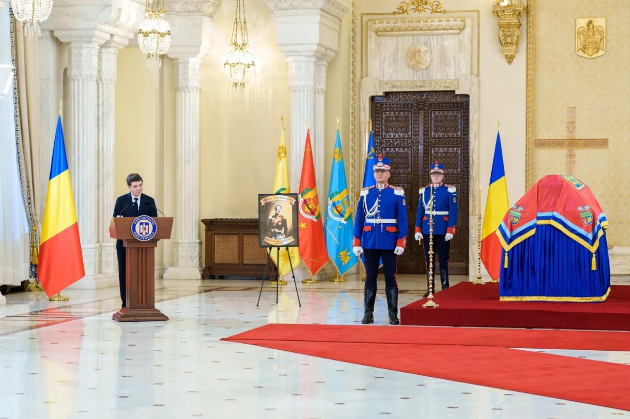 Noiembrie 2025, ceremonia de repatriere a rămășițelor pământești. Sursa: adevărul.ro