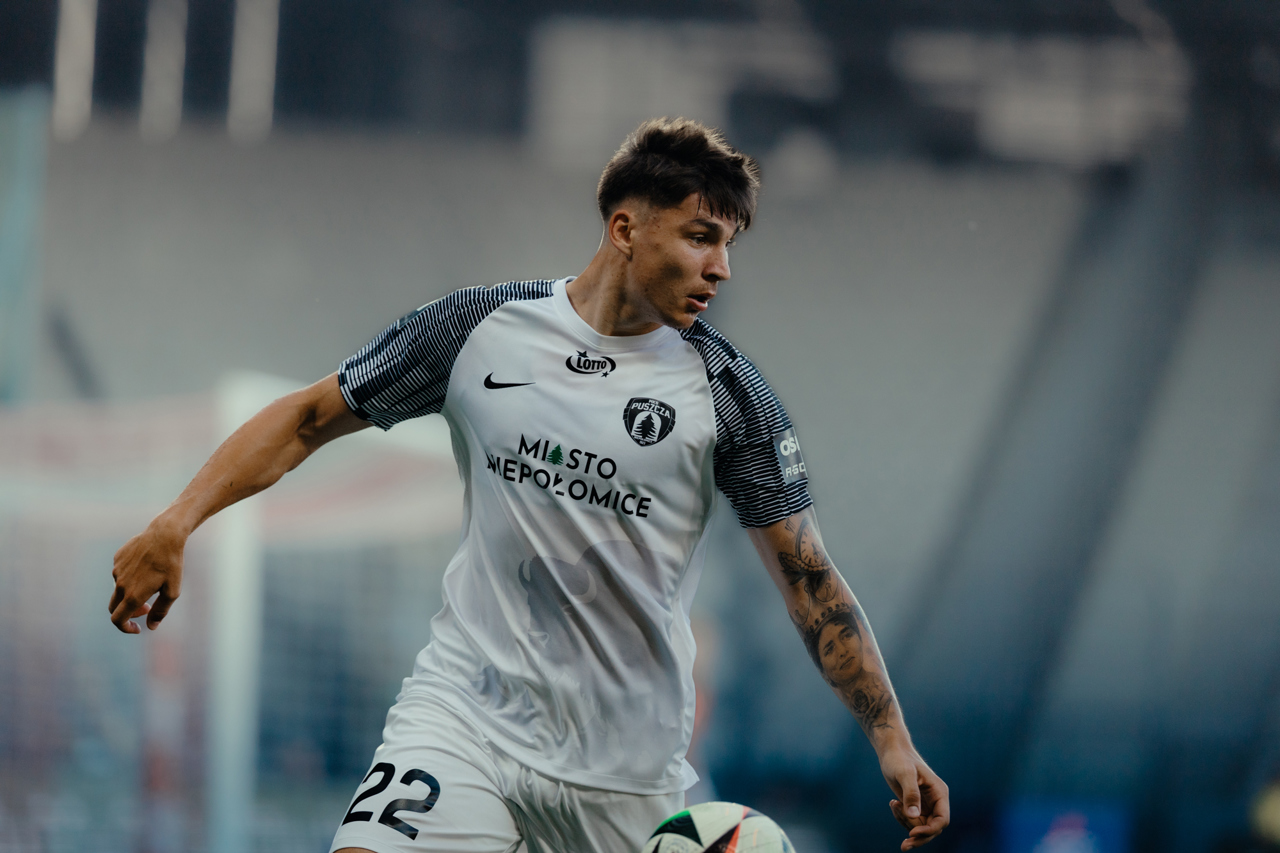 Artur Crăciun va juca la o nouă echipă de club: internaționalul moldovean a plecat de la Puszcza Niepolomițe