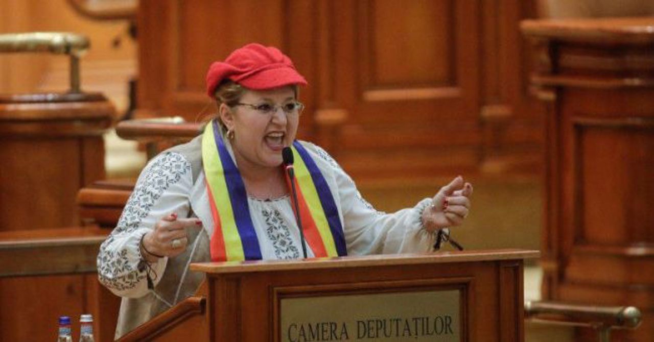 Заподозрили в связях с Кремлем: Диана Шошоакэ получила запрет на въезд в Украину