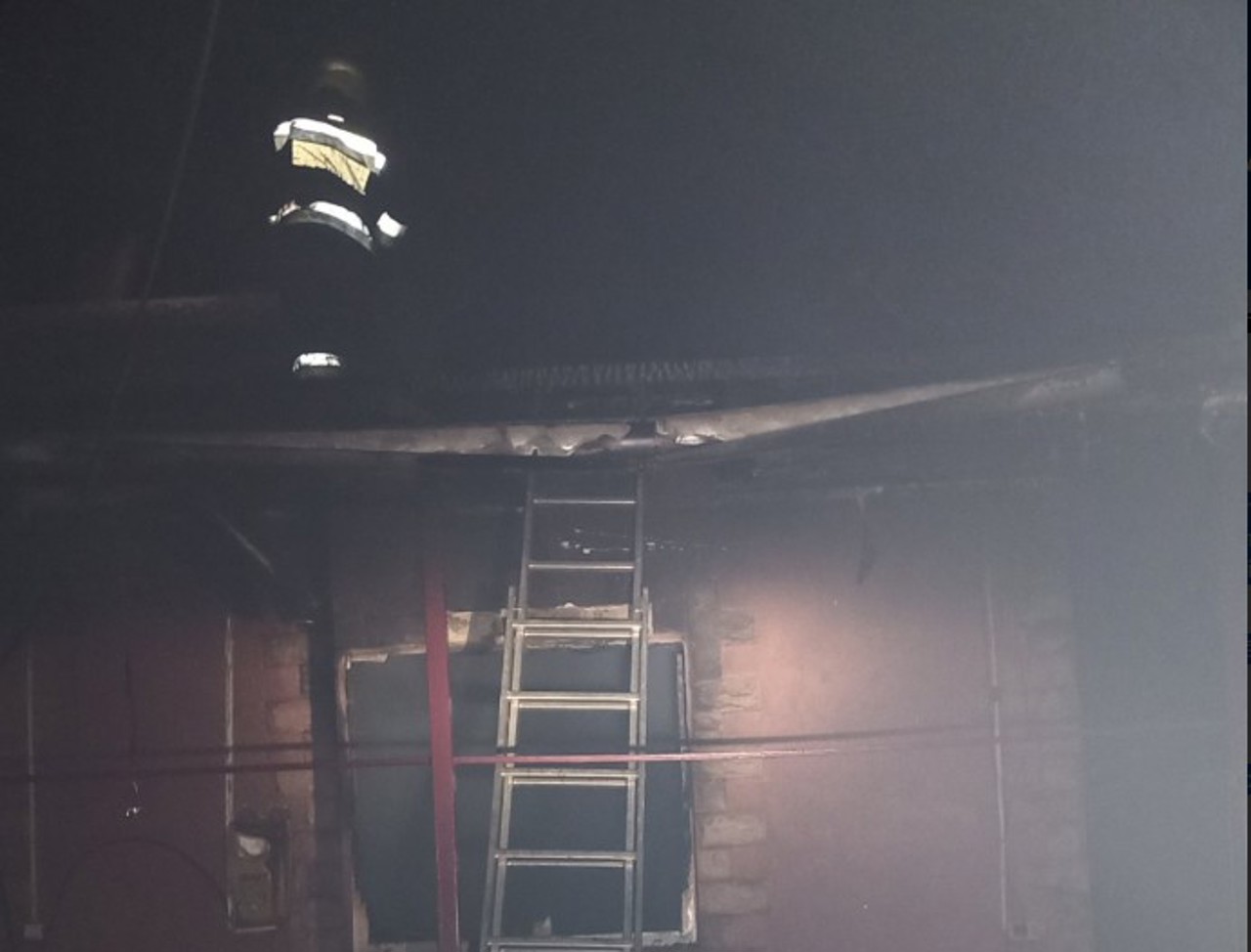 Supraîncălzirea sobei a provocat dezastru într-o locuință din satul Aluniș