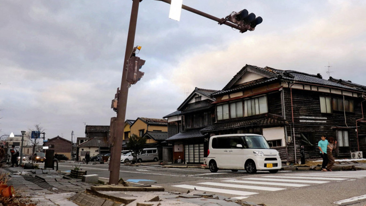 Quake in Japan: At least six people killed in Japan after M7.6 quake