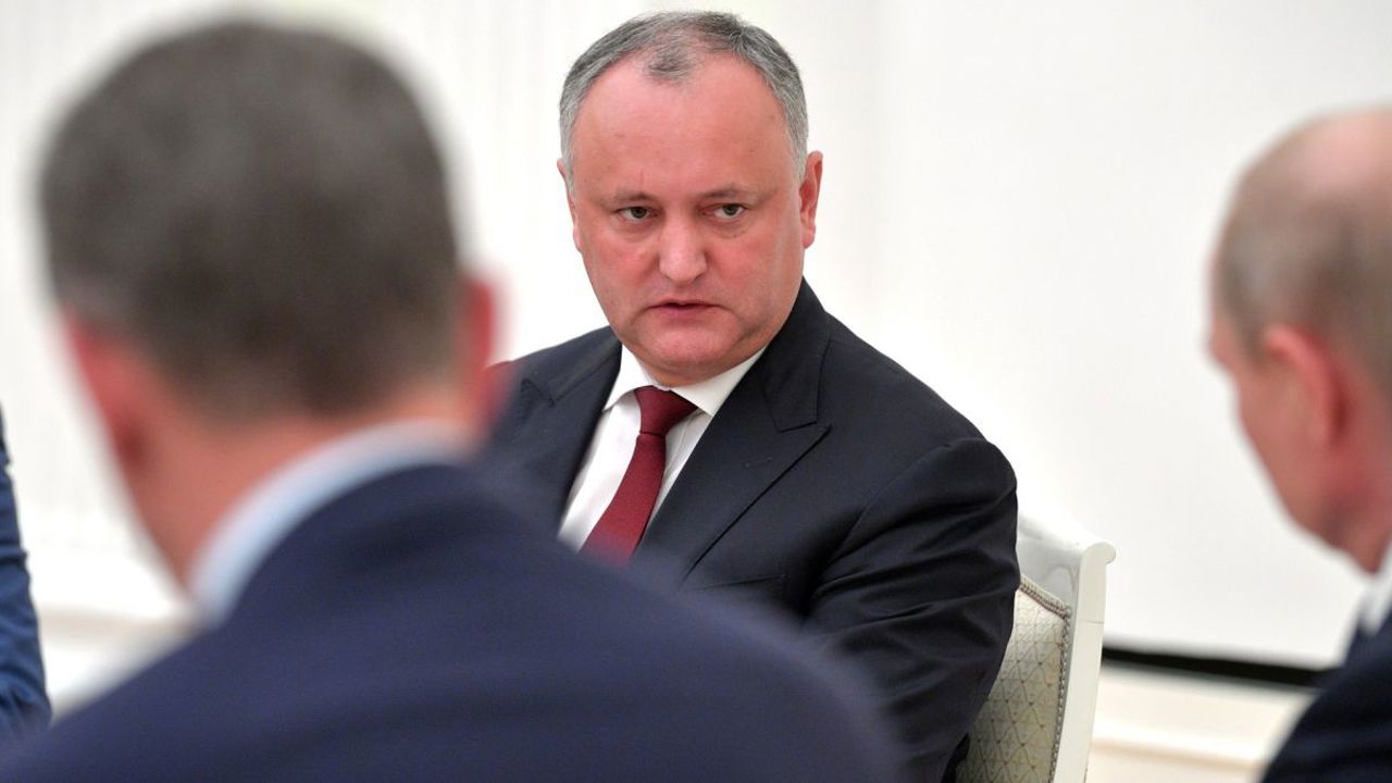 Socialist MPs are visiting Moscow after a secret Army meeting