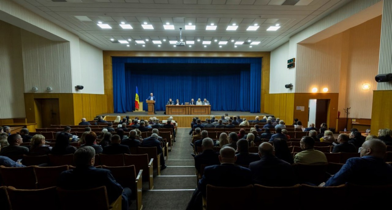 Au candidat patru, au acces trei în Parlament, dar Vasile Tarlev rămâne singur: Și PSRM renunță la Blocul „Patriotic” 