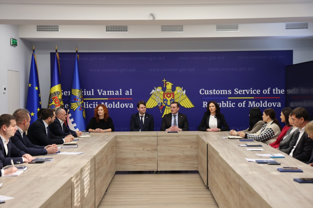 Serviciul Vamal are un nou director adjunct: Ana Luca a fost prezentată de ministrul Finanțelor