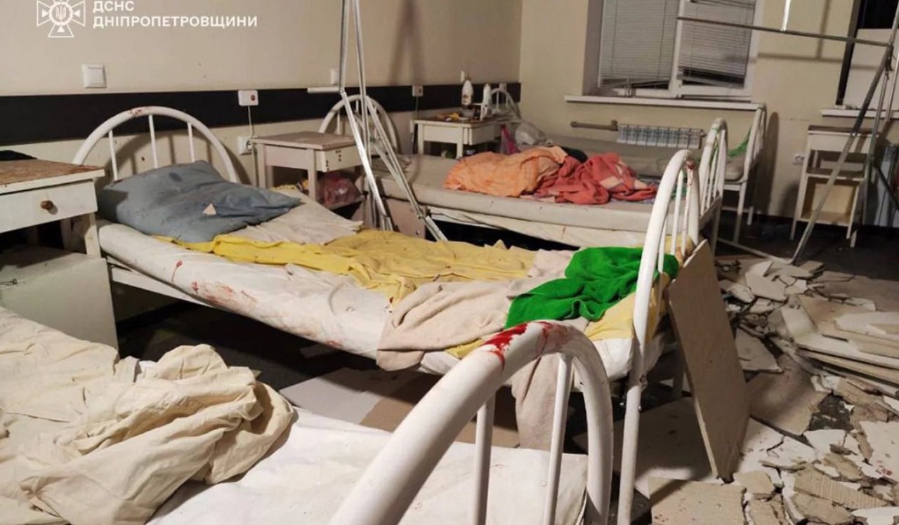 Россия нанесла удар по колонии в Запорожской области: 17 погибших, десятки раненых