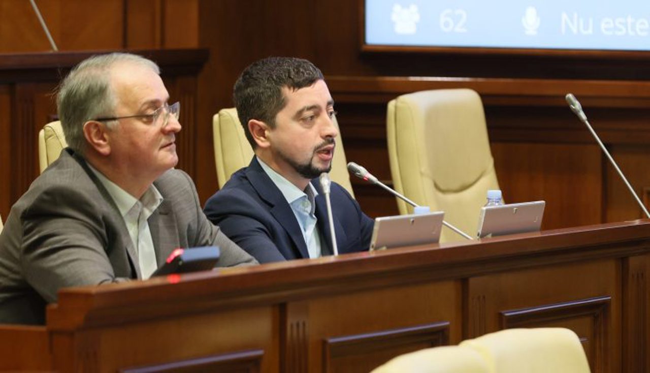 Parliament appoints Petru Macovei and Valeriu Pașa to Strategic Communication Center