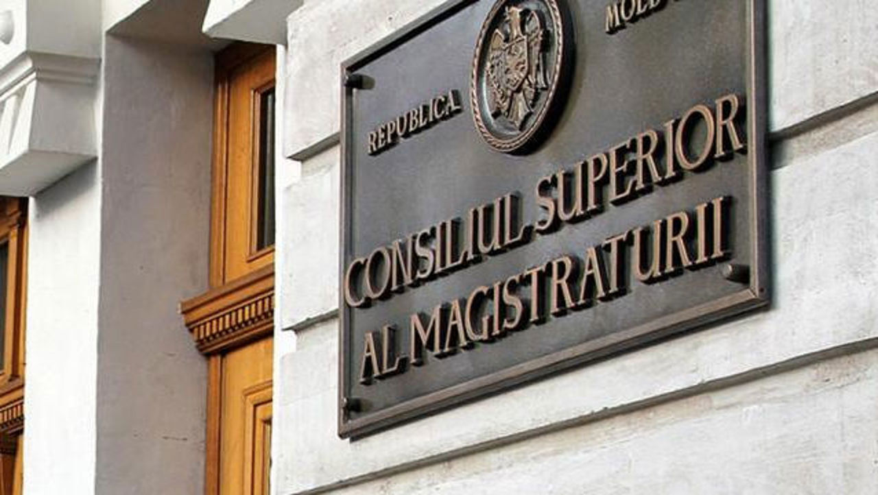Val de demisii în rândul magistraților: CSM a aprobat plecarea din funcție a cel puțin zece judecători
