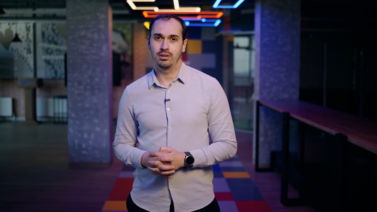 Moldova este UE! „Drumul nostru spre Uniunea Europeană este vocea oamenilor care cred într-un viitor mai bun”, afirmă Maxim Macovei, jurist.