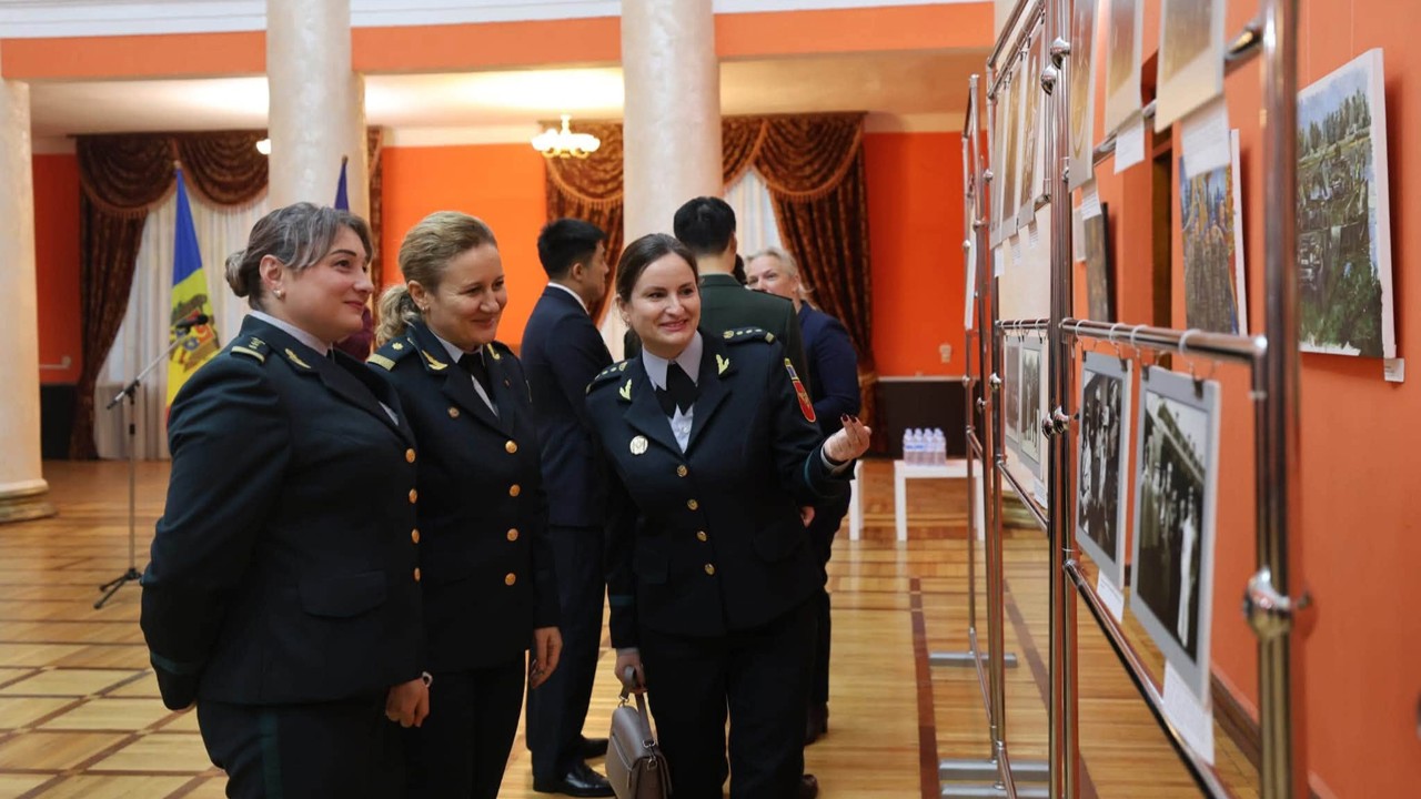 Arhivele Militare Române, prezentate într-o expoziție la Chișinău: „Pacea și securitatea nu sunt ireversibile”