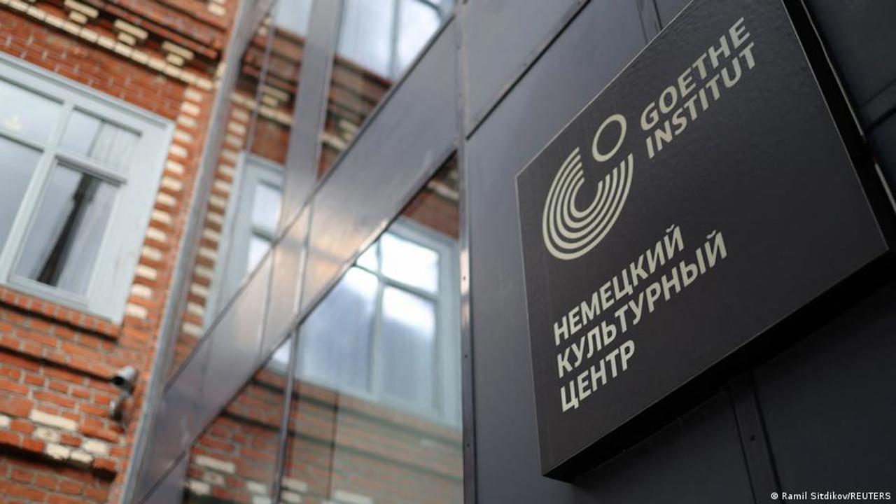 Россия заявила о намерении закрыть филиалы Гёте-Института. Реакция МИД ФРГ