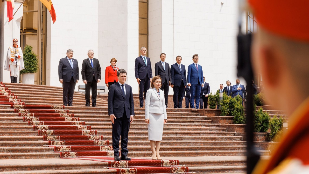 Maia Sandu denunță risc de atacuri cibernetice în prag de parlamentare. Nicușor Dan: „Îmi doresc foarte mult ca direcția proeuropeană să câștige în R. Moldova”