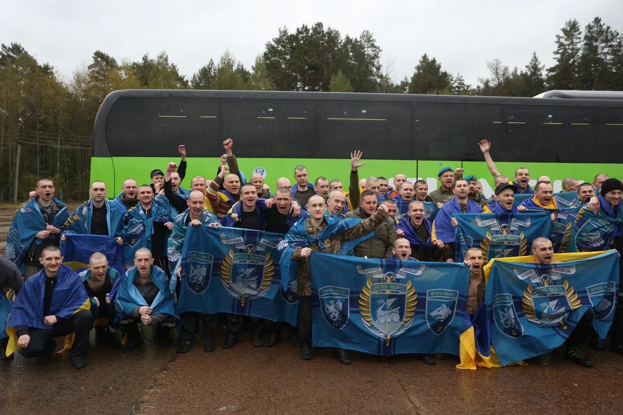 Ucraina a adus acasă 185 de soldați și 20 de civili ținuți captivi din 2022 