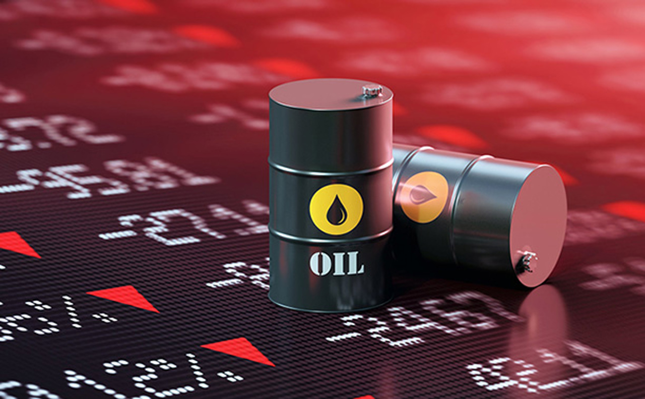 FT: Мировые запасы нефти приблизились к рекордно низкому уровню за восемь лет 