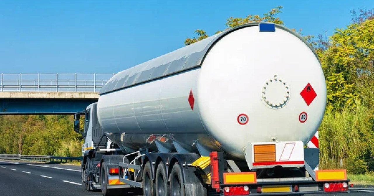 Analiză CNN: De ce nu se ieftinesc carburanții, deși Strâmtoarea Ormuz a fost redeschisă