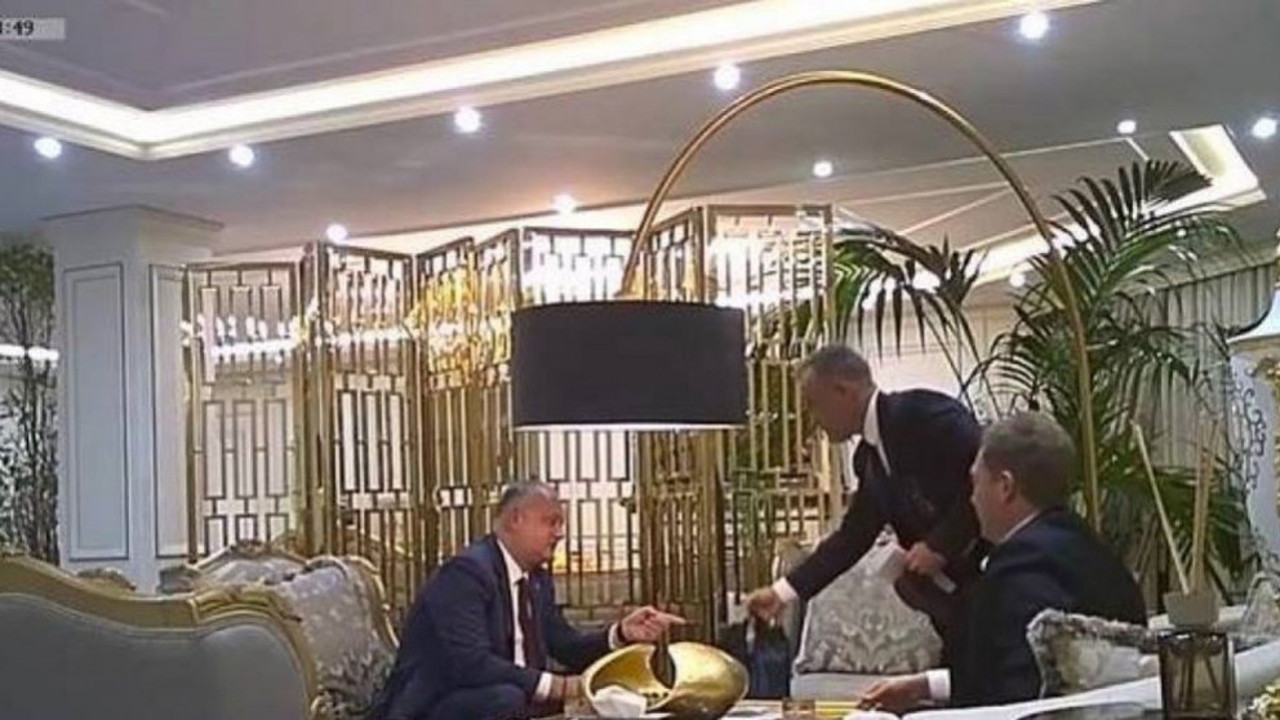 Заседание по делу "Черный кулёк" прервано. Судья Надежда Тома подала прошение о воздержании.