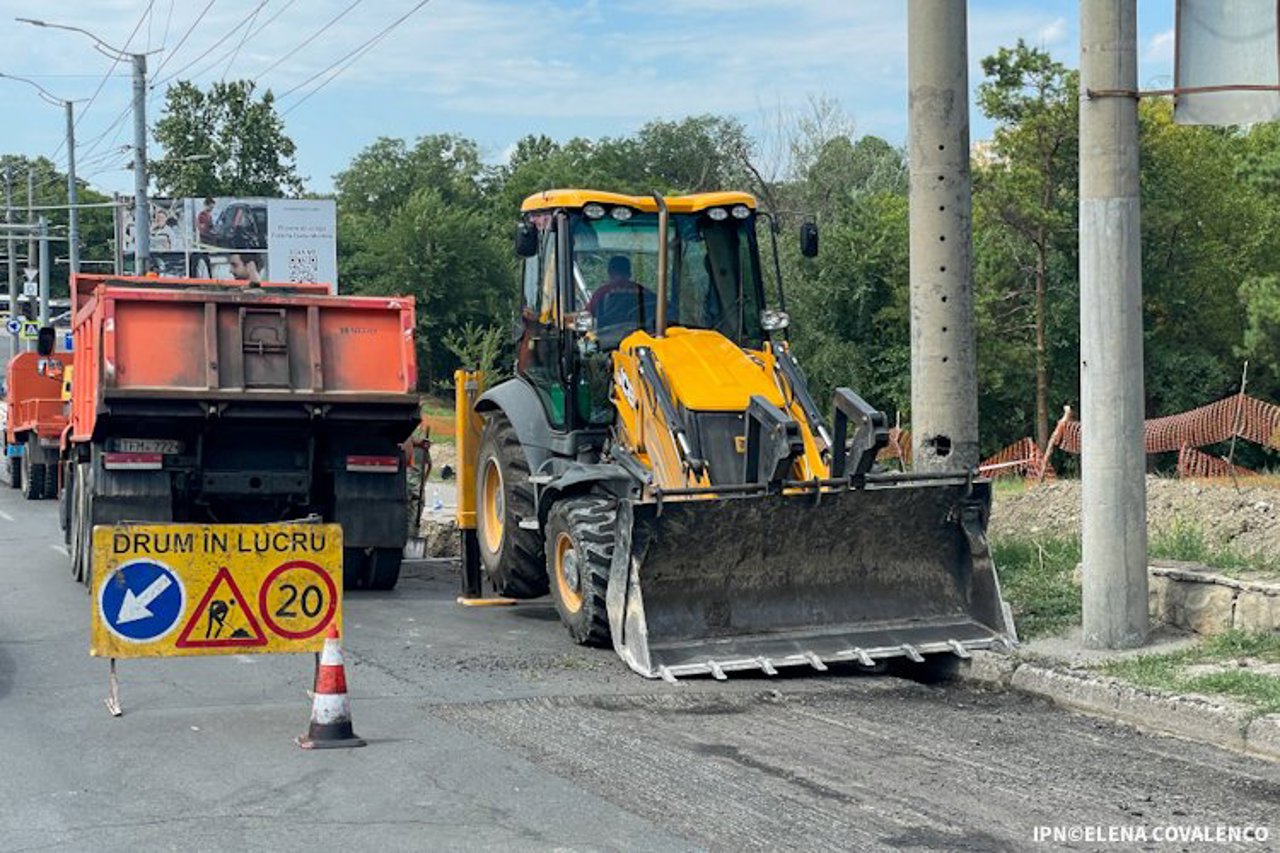 Atenție, șoferi! Încep lucrările de amenajare a unui nou sens giratoriu
